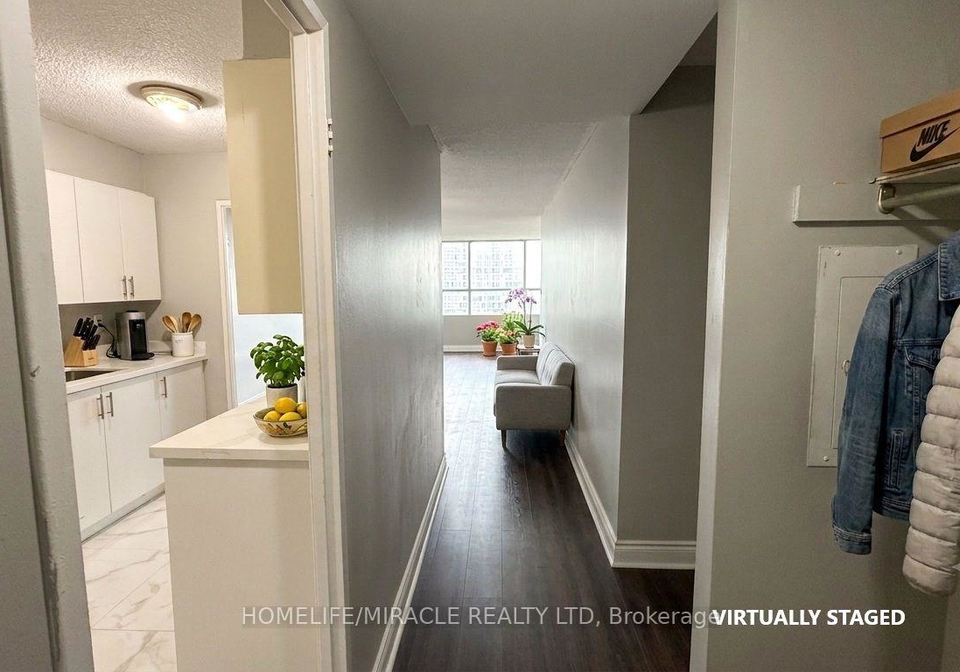 40-panorama-court-toronto-etobicoke-ontario-w13621410