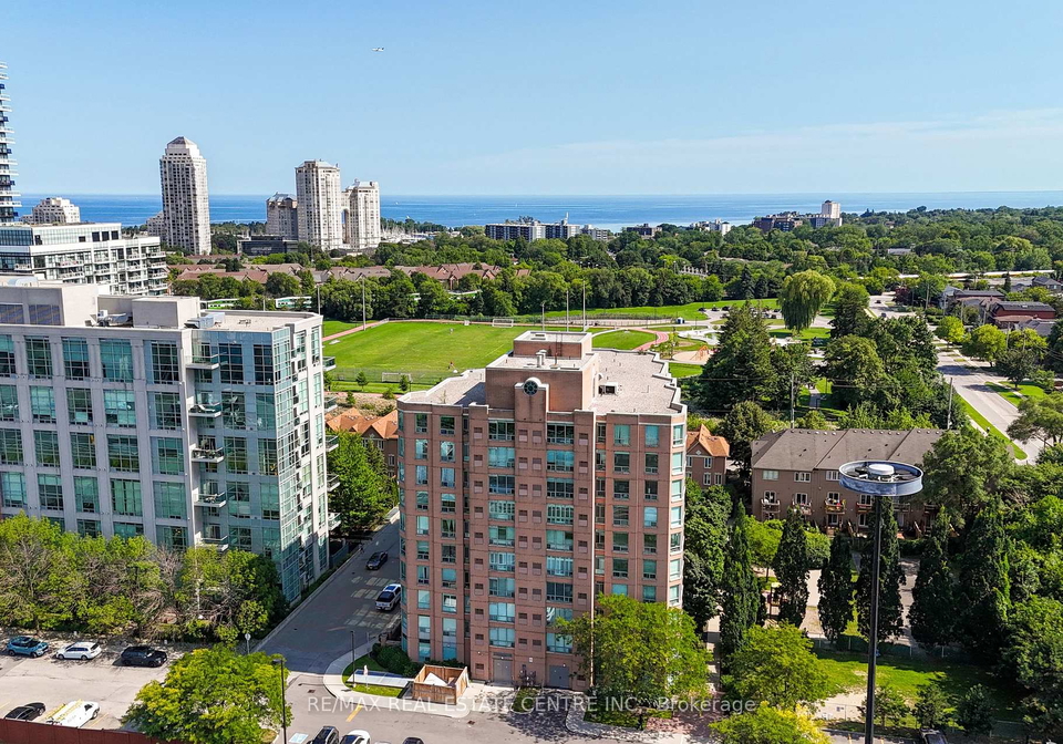 190-manitoba-street-toronto-etobicoke-ontario-w13621516