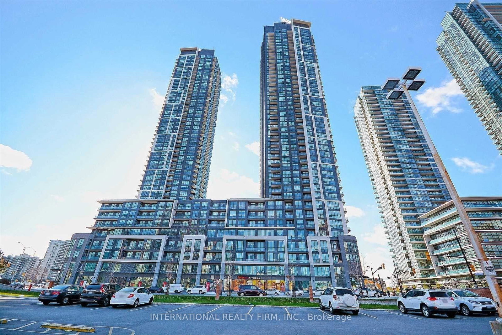 510-curran-place-mississauga-ontario-w13621694