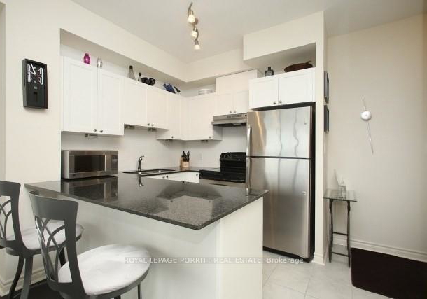 3865-lake-shore-boulevard-w-toronto-etobicoke-ontario-w13621880