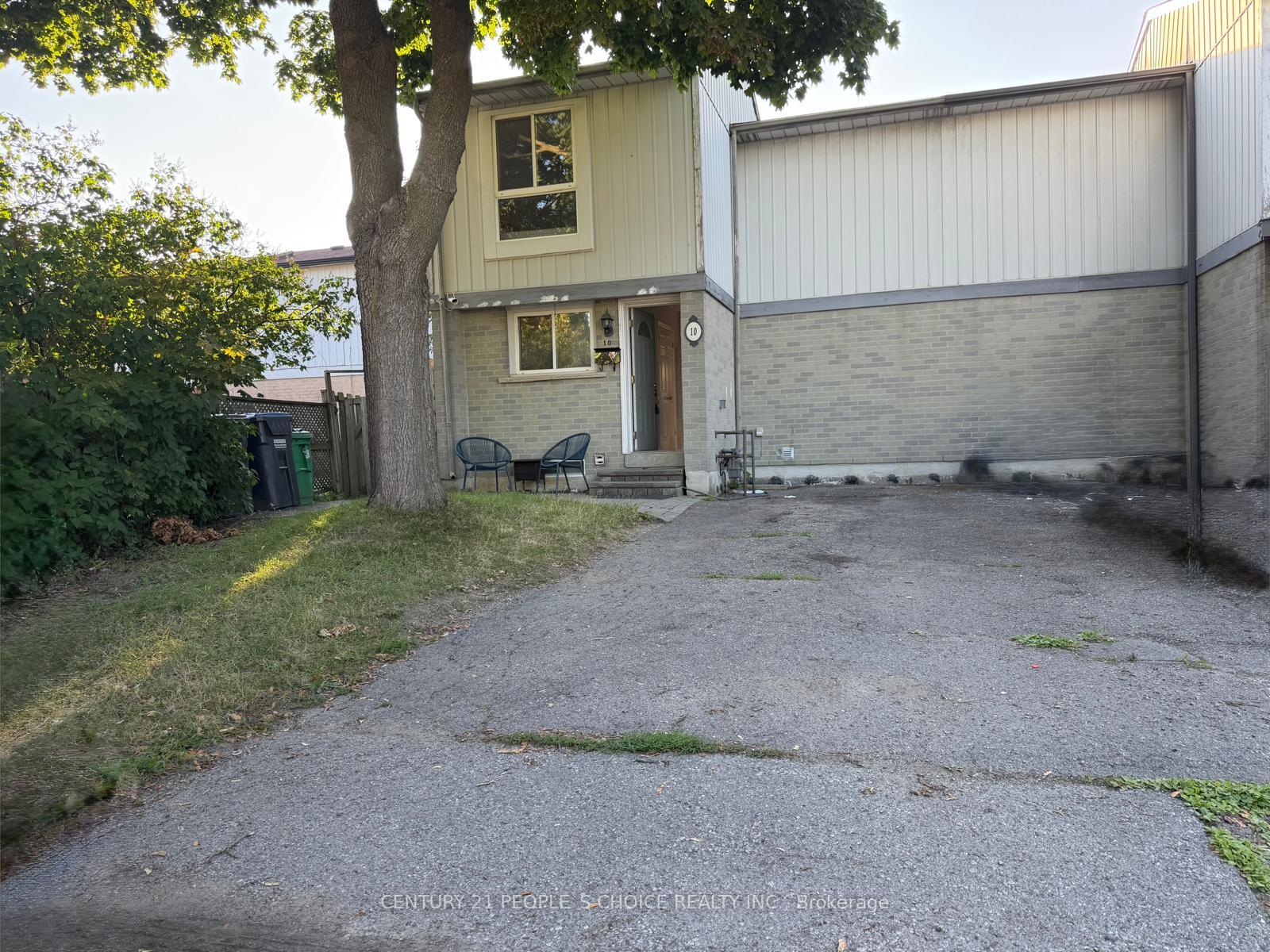 10-juliana-square-brampton-ontario-w13621890