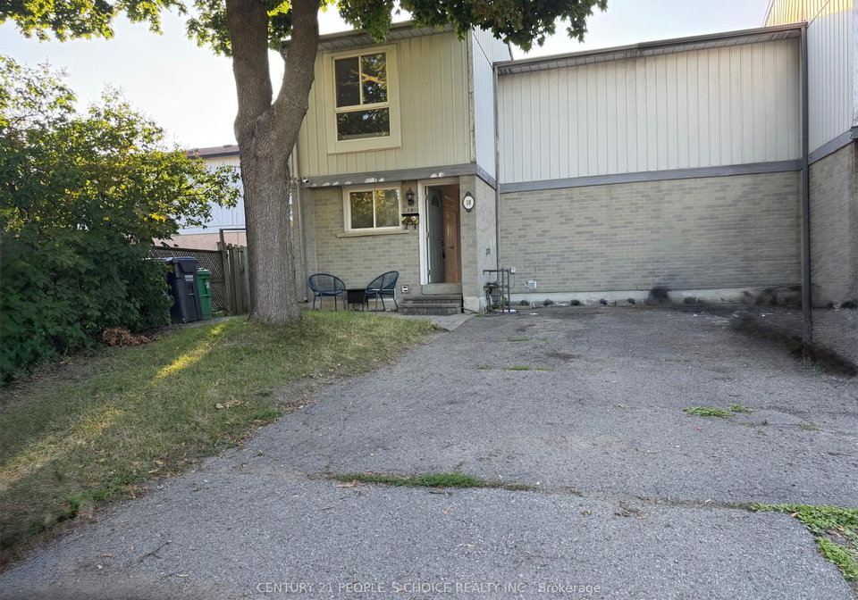 10-juliana-square-brampton-ontario-w13621890