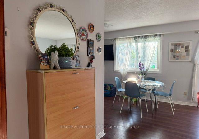10-juliana-square-brampton-ontario-w13621890