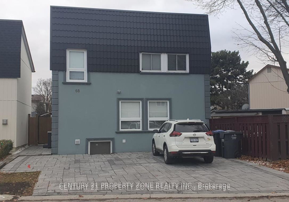 68-hoskins-square-brampton-ontario-w13621978