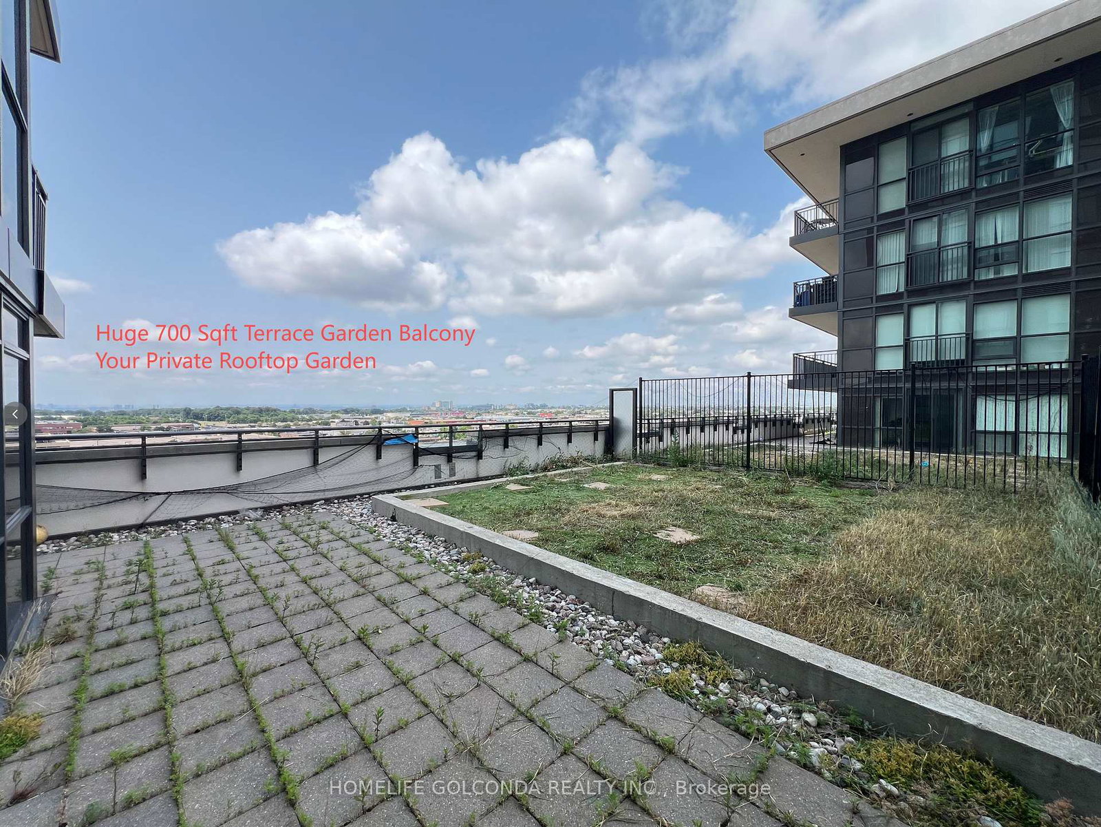 830-lawrence-avenue-w-toronto-north-york-ontario-w13622086