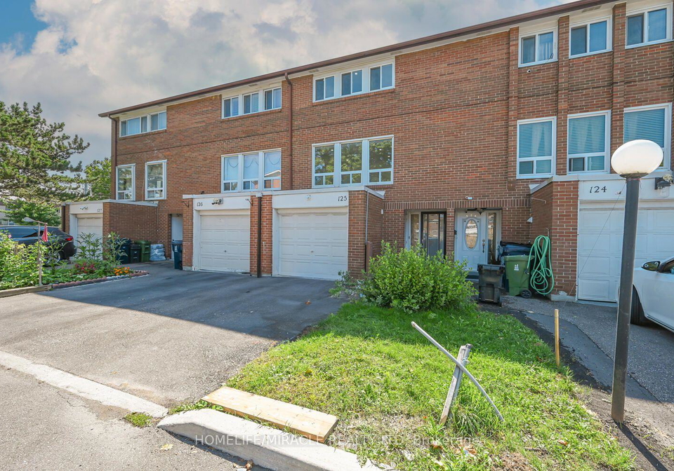 6466-finch-avenue-w-toronto-etobicoke-ontario-w13622122