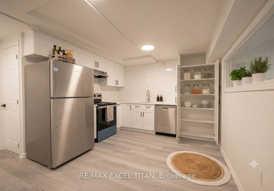 2255-weston-road-toronto-north-york-ontario-w13622150