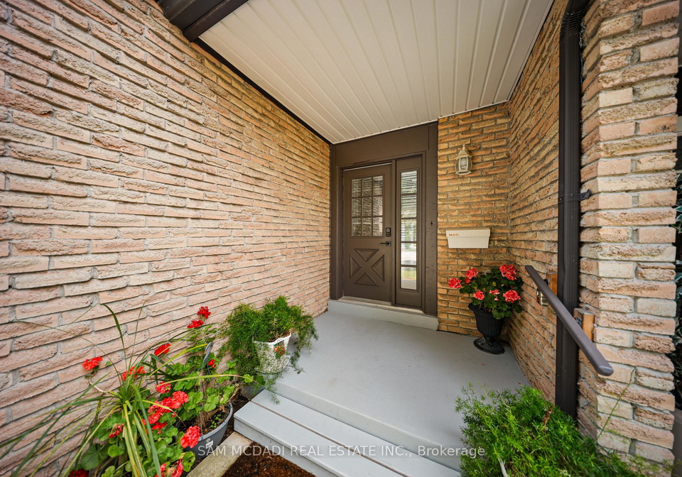 2640-canberra-road-mississauga-ontario-w13622214