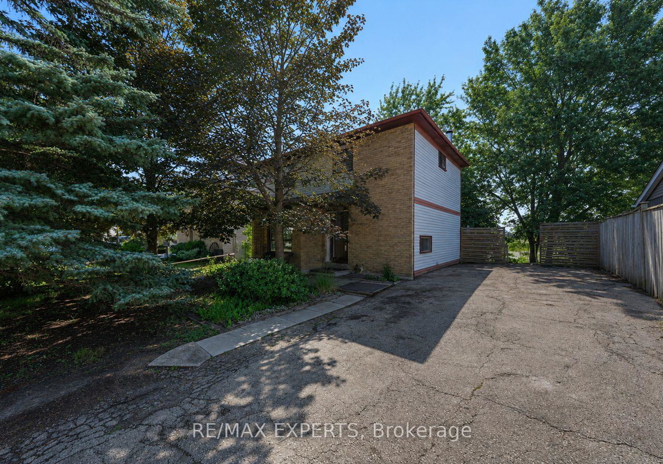 74-downey-drive-caledon-ontario-w13622252