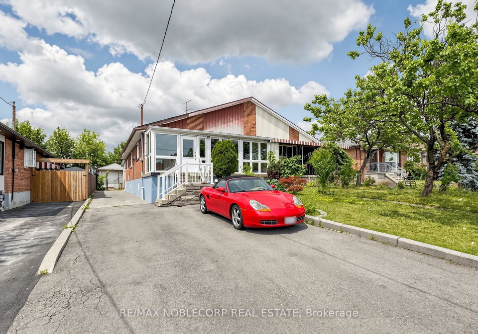 95-snowood-court-toronto-york-ontario-w13622260