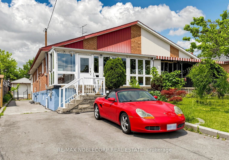95-snowood-court-toronto-york-ontario-w13622260
