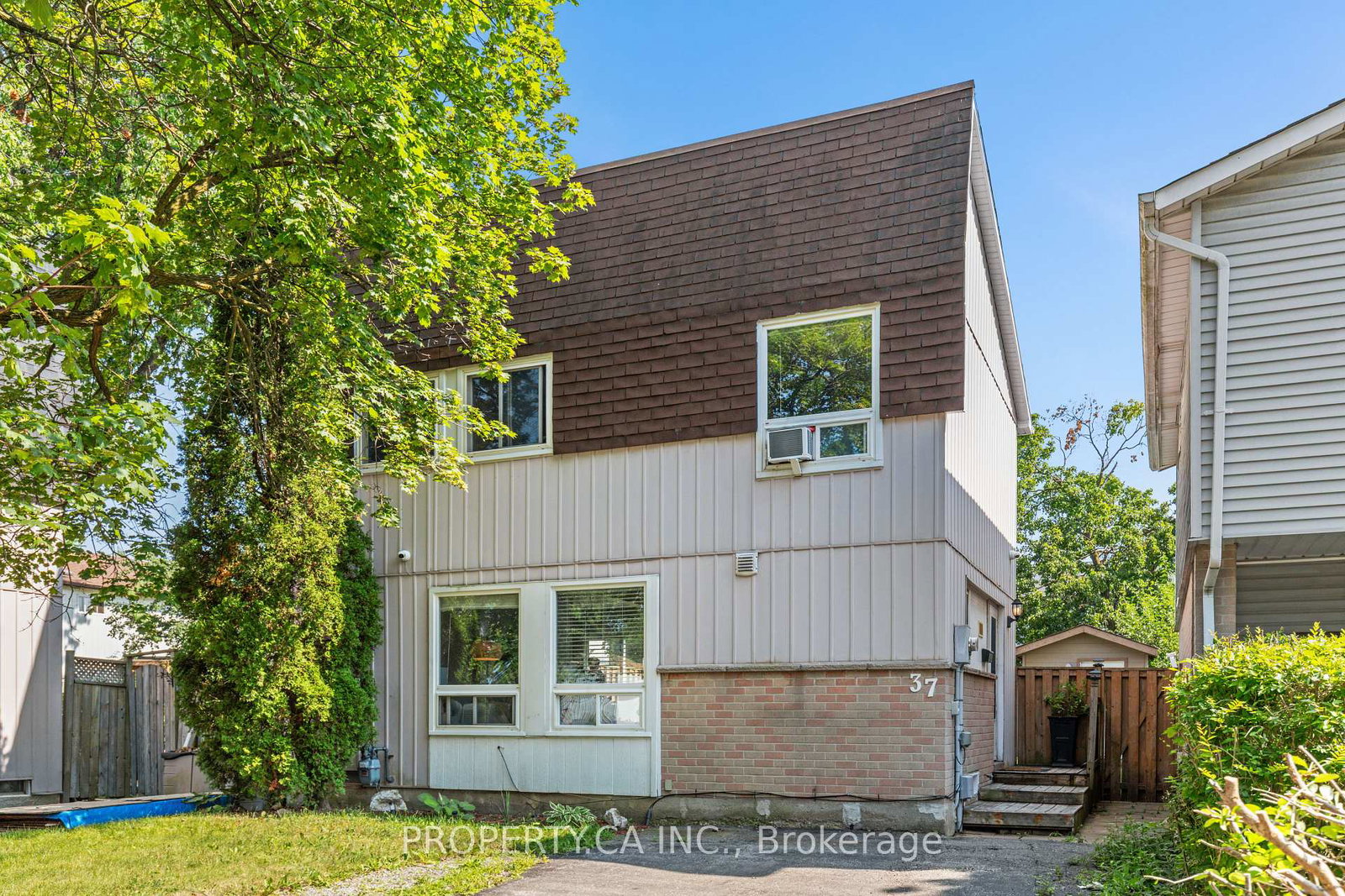 37-gladstone-square-brampton-ontario-w13622324