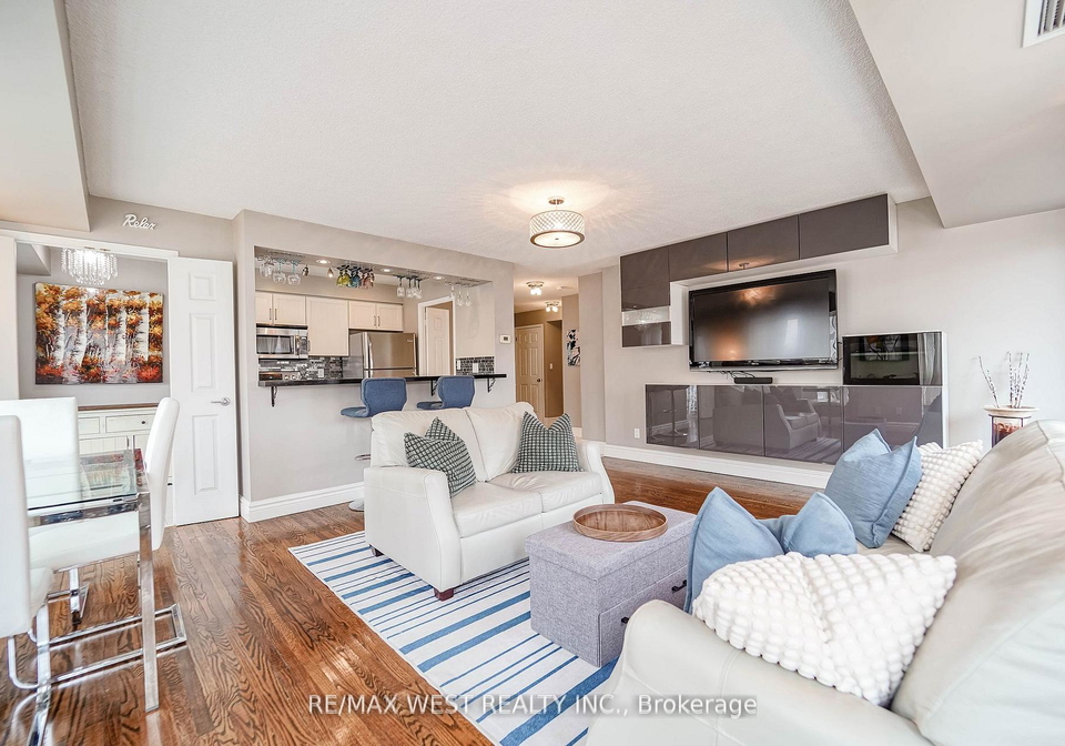 190-manitoba-street-toronto-etobicoke-ontario-w13622518