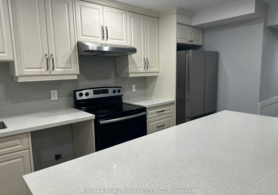 266-dougall-avenue-caledon-ontario-w13622750