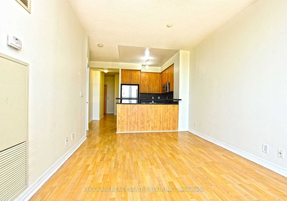 220-burnhamthorpe-road-mississauga-ontario-w13622818
