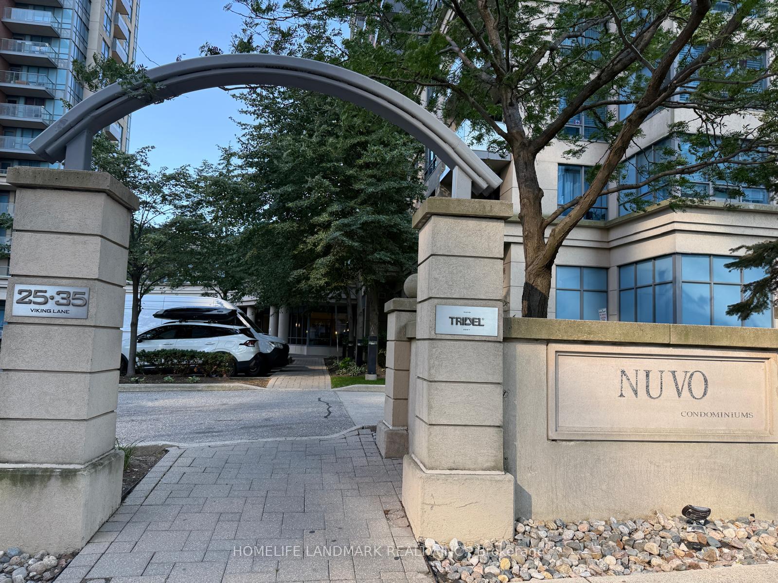 25-viking-lane-toronto-etobicoke-ontario-w13622822