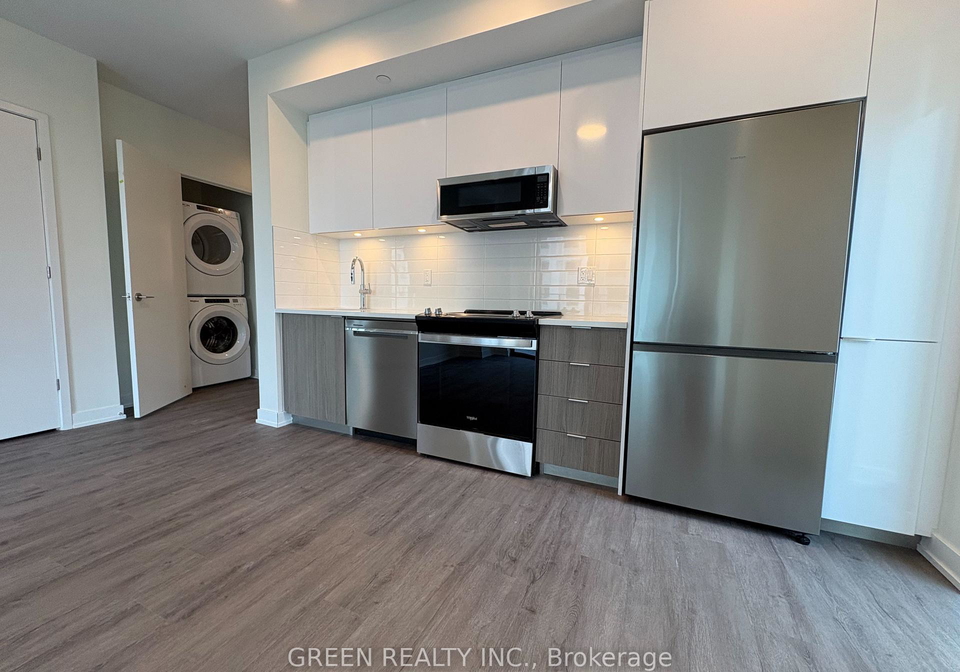 25-gibbs-road-toronto-etobicoke-ontario-w13622838