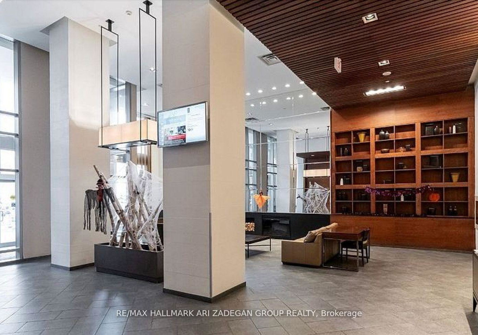 4080-living-arts-drive-mississauga-ontario-w13622886
