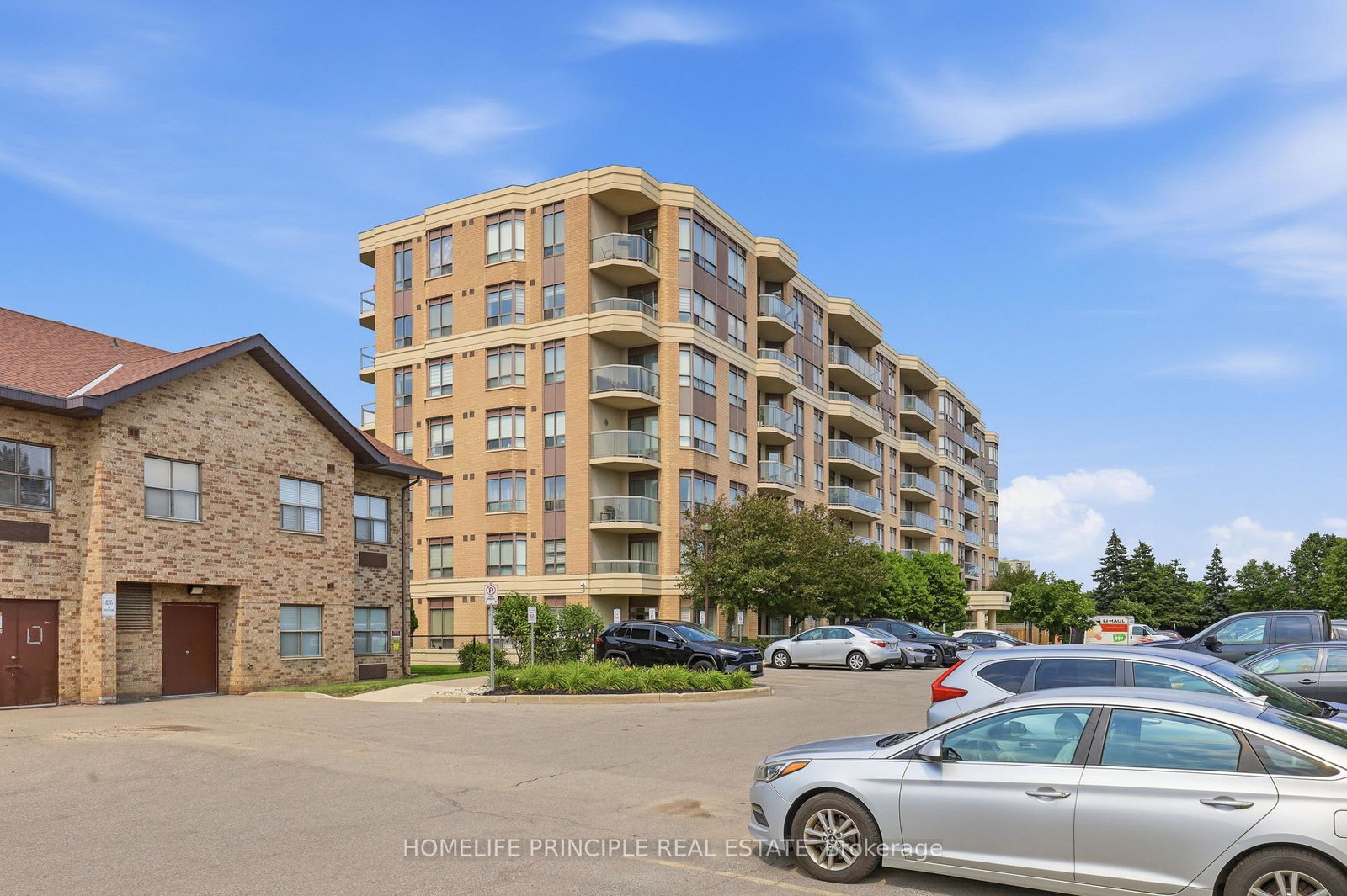300-ray-lawson-brampton-ontario-w13622894