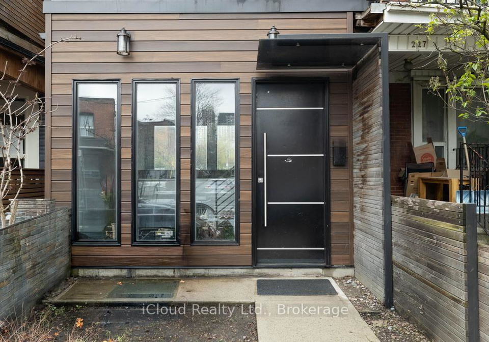 225-wallace-avenue-toronto-toronto-ontario-w13622938