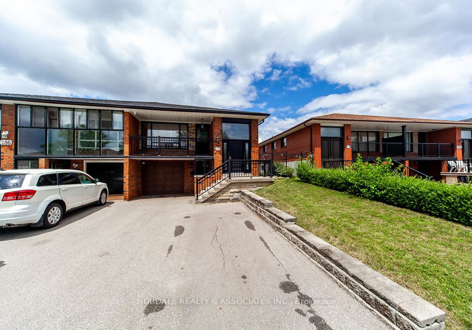 288-hullmar-drive-toronto-york-ontario-w13623038