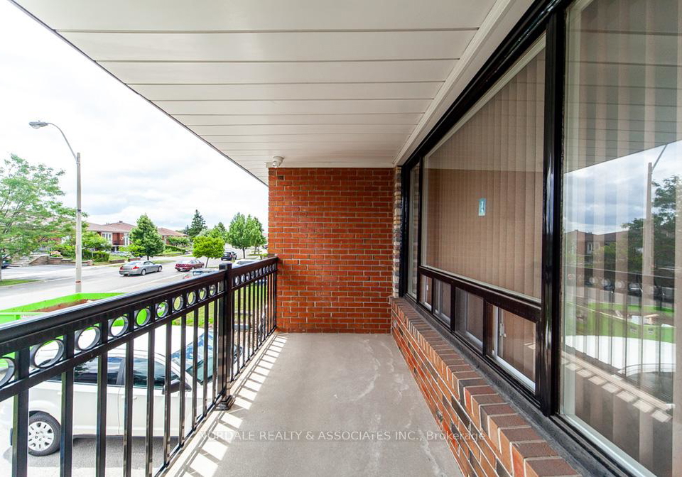 288-hullmar-drive-toronto-york-ontario-w13623038