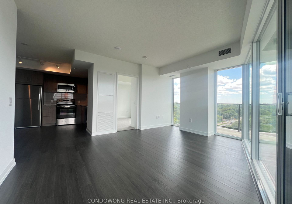 4010-eglinton-avenue-w-toronto-etobicoke-ontario-w13623050