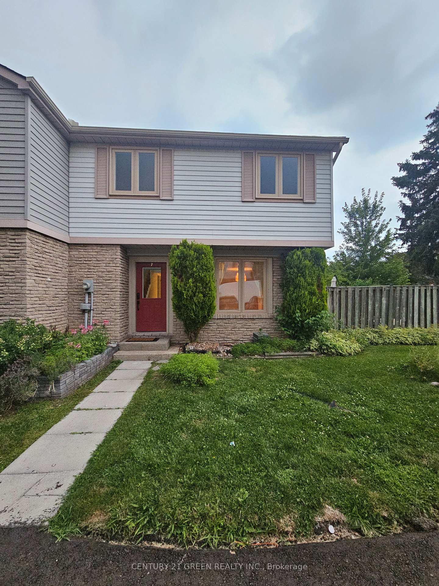 98-falconer-drive-mississauga-ontario-w13623126