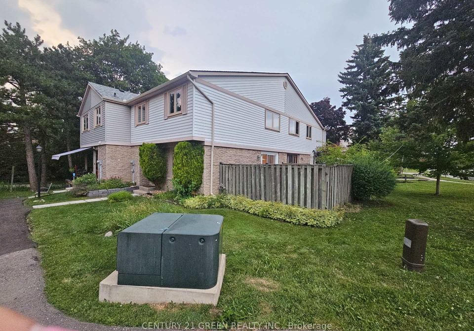 98-falconer-drive-mississauga-ontario-w13623126