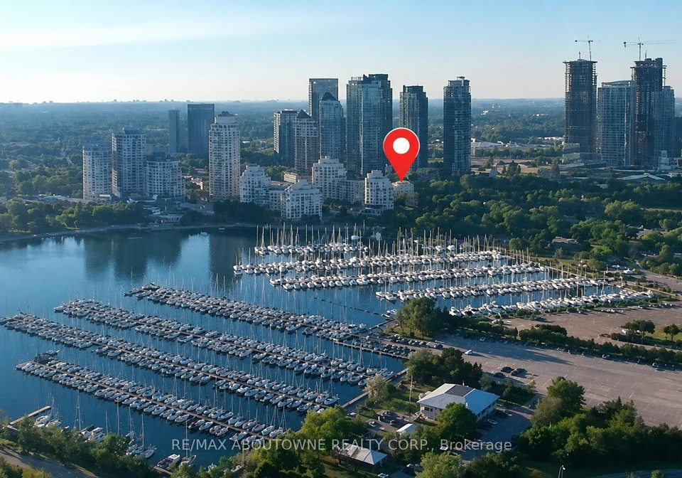 2261-lakeshore-boulevard-w-toronto-etobicoke-ontario-w13623164
