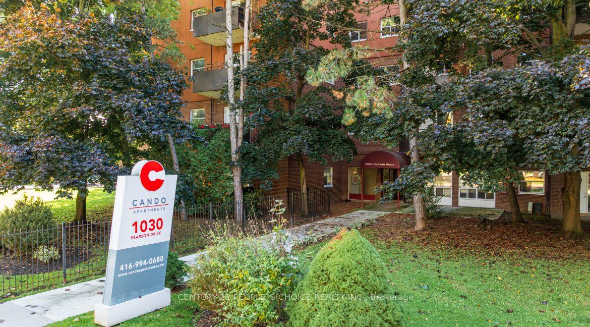 1030-pearson-drive-oakville-ontario-w13623186