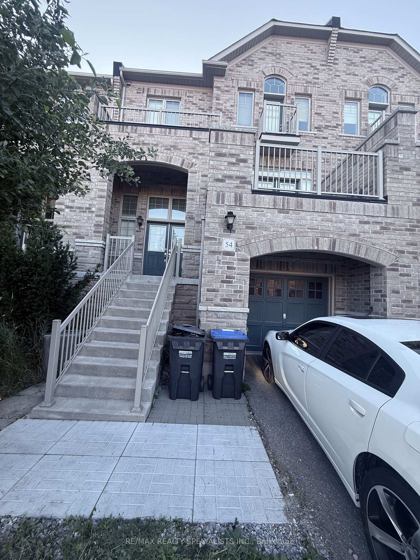 54-chesterwood-crescent-brampton-ontario-w13623220
