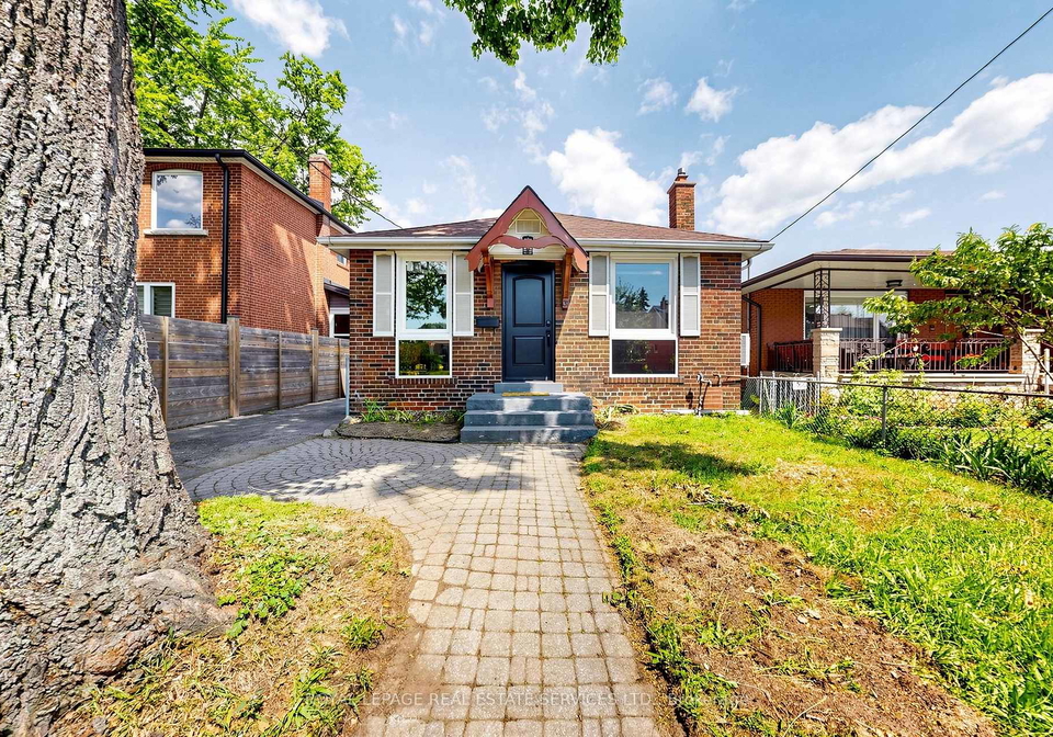 31-rosemeade-avenue-toronto-etobicoke-ontario-w13623286
