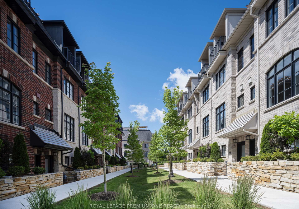 35-lunar-crescent-mississauga-ontario-w13623342