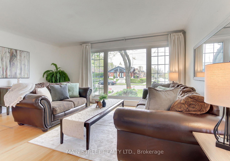 14-westhampton-drive-toronto-etobicoke-ontario-w13623434