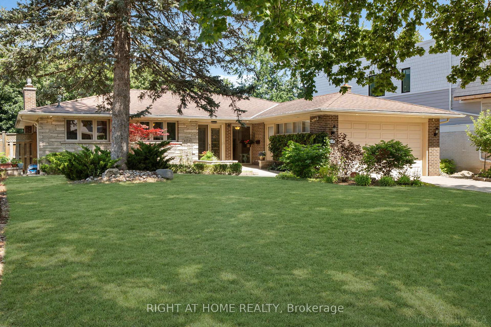 39-grovetree-road-toronto-etobicoke-ontario-w13623688