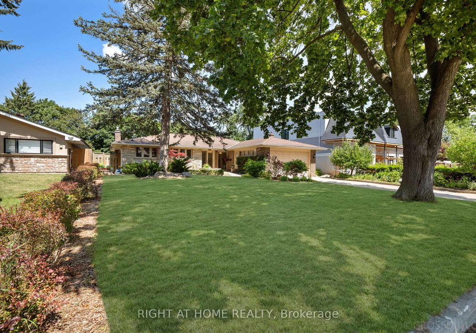 39-grovetree-road-toronto-etobicoke-ontario-w13623688