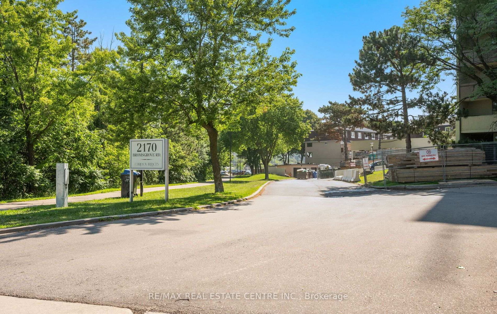 2170-bromsgrove-road-mississauga-ontario-w13623800