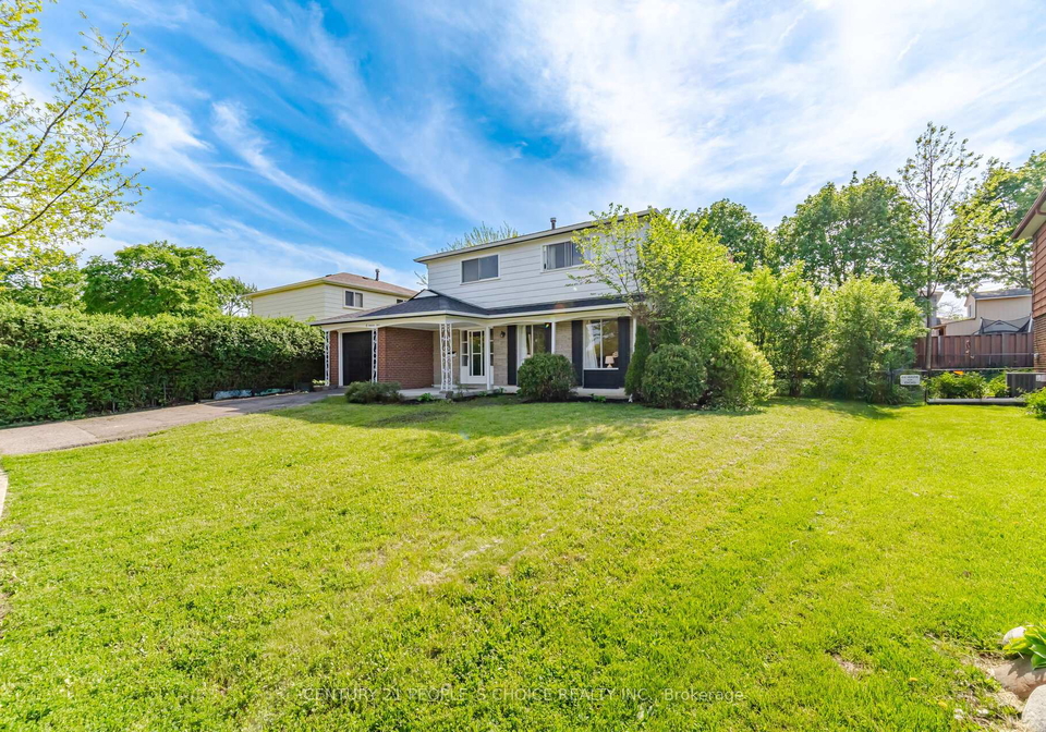 4-furness-crescent-toronto-etobicoke-ontario-w13623814