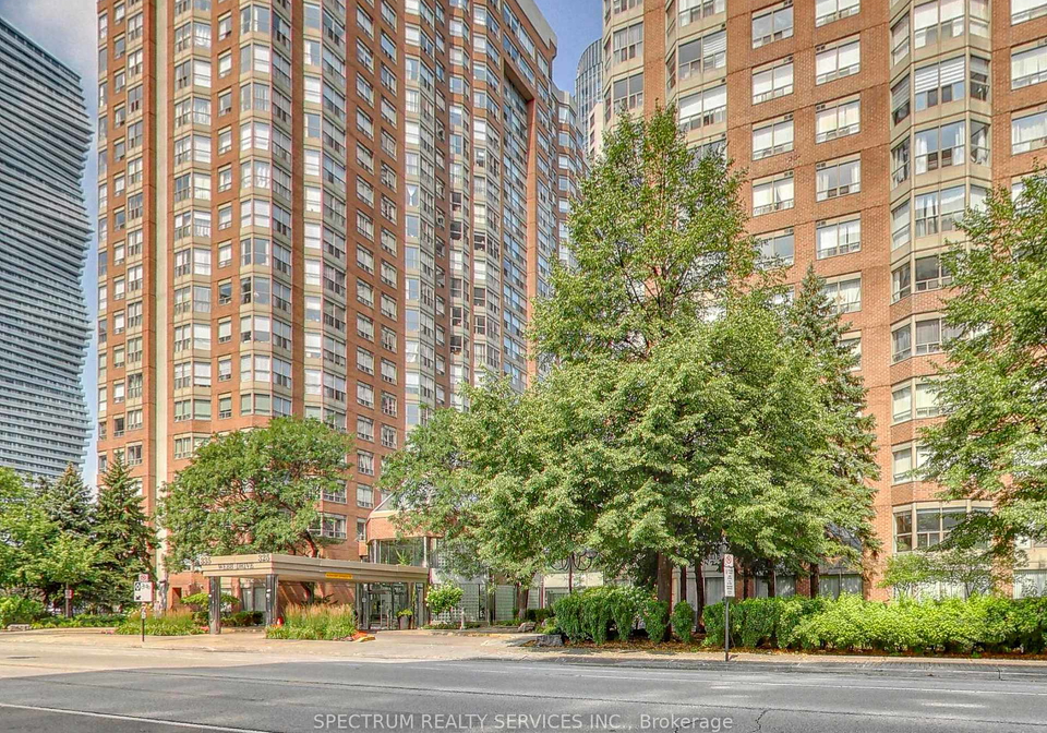 325-webb-drive-mississauga-ontario-w13624092