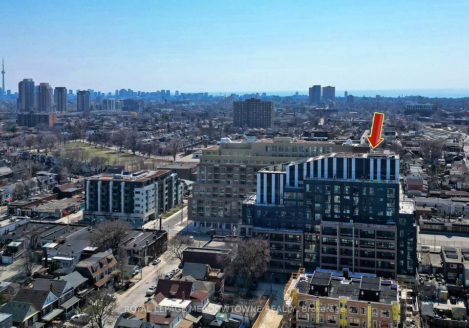 1808-st-clair-avenue-w-toronto-toronto-ontario-w13624340