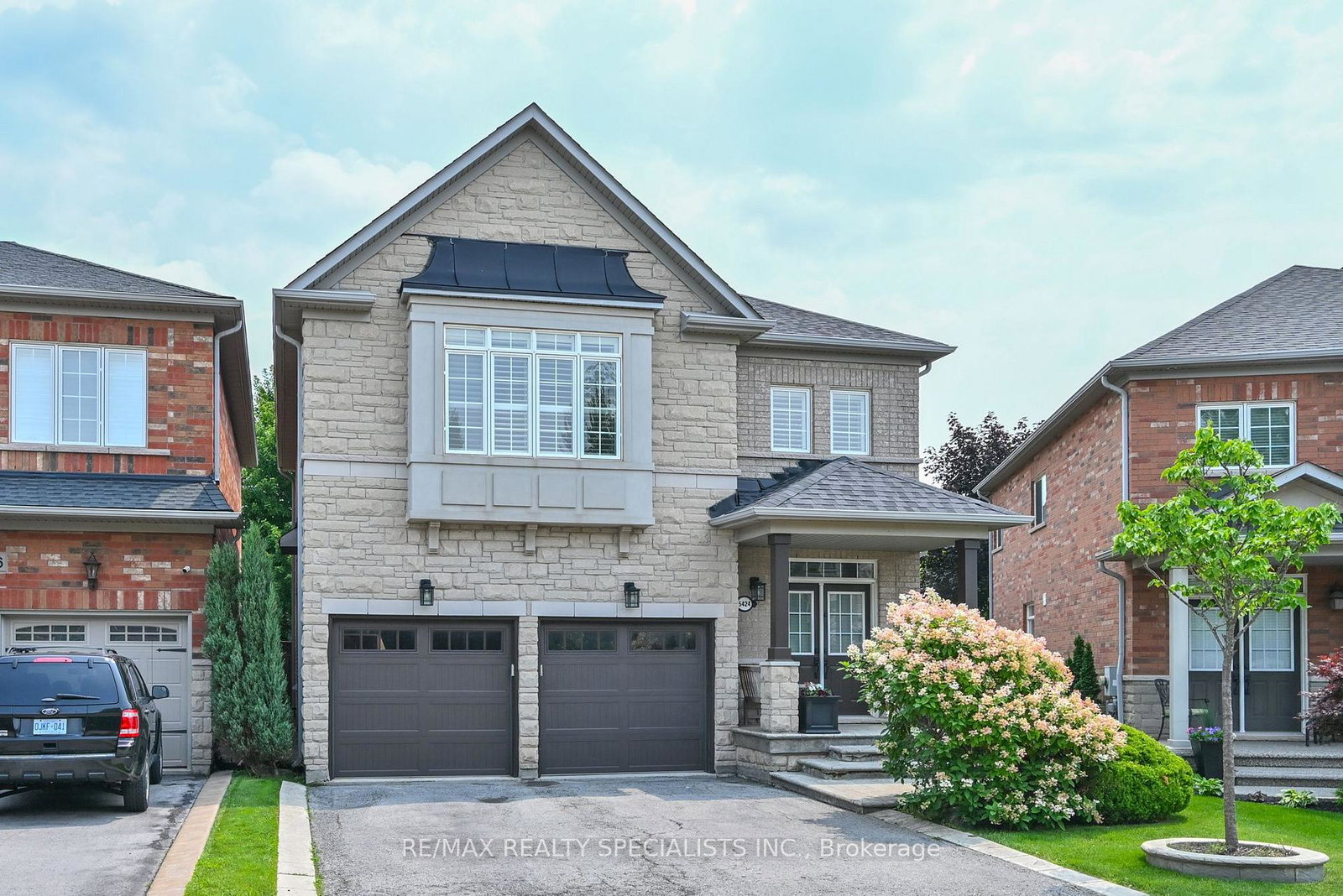 5424-greer-drive-burlington-ontario-w13624356