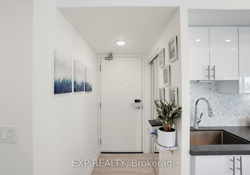 155-legion-road-n-toronto-etobicoke-ontario-w13624400