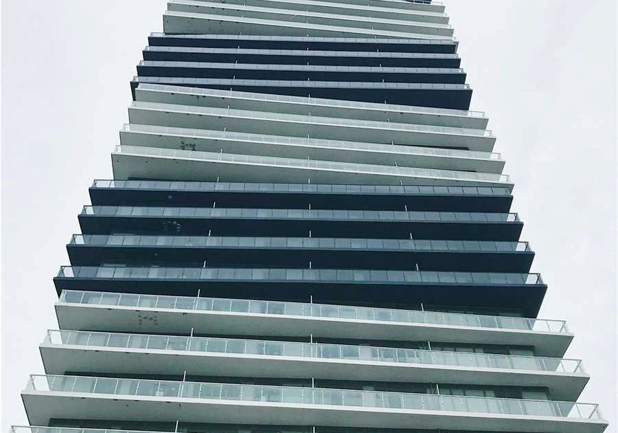 56-annie-craig-drive-toronto-etobicoke-ontario-w13624534