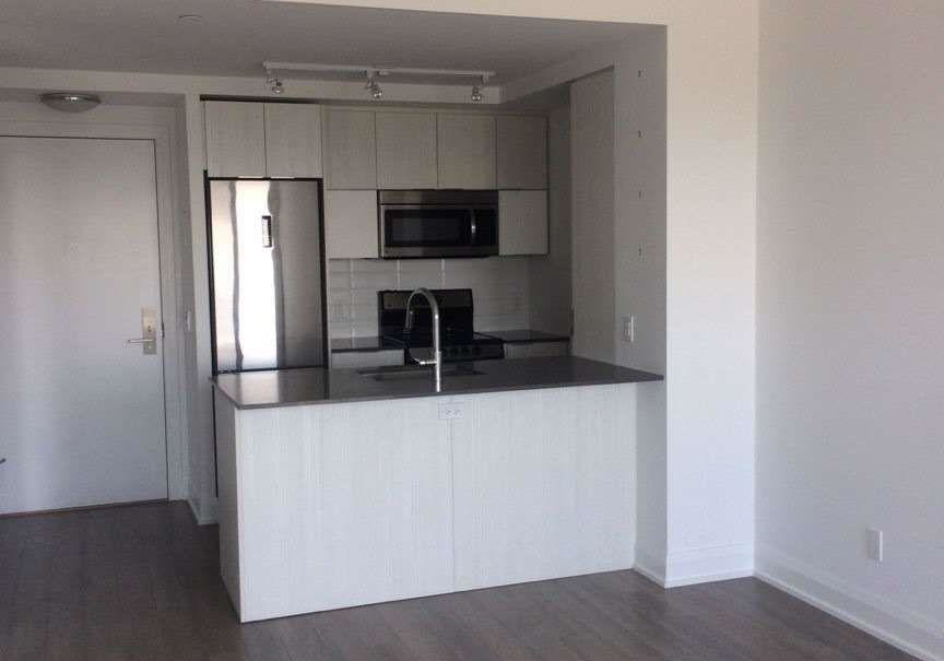 56-annie-craig-drive-toronto-etobicoke-ontario-w13624534
