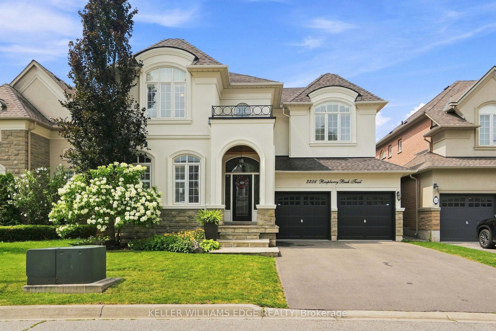 3256-raspberry-bush-trail-oakville-ontario-w13624592