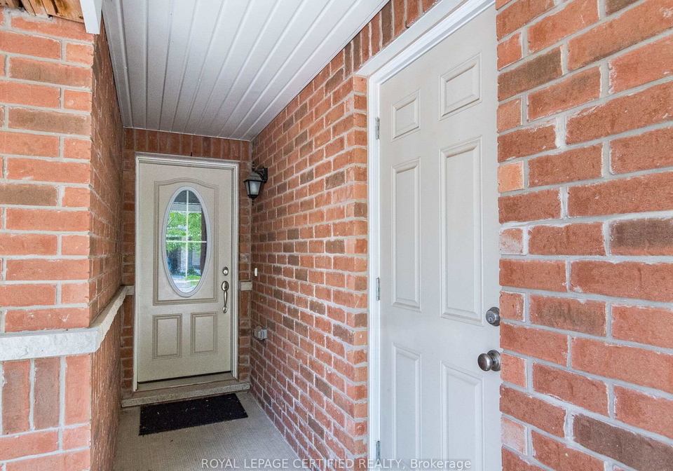 581-allport-gate-milton-ontario-w13624778