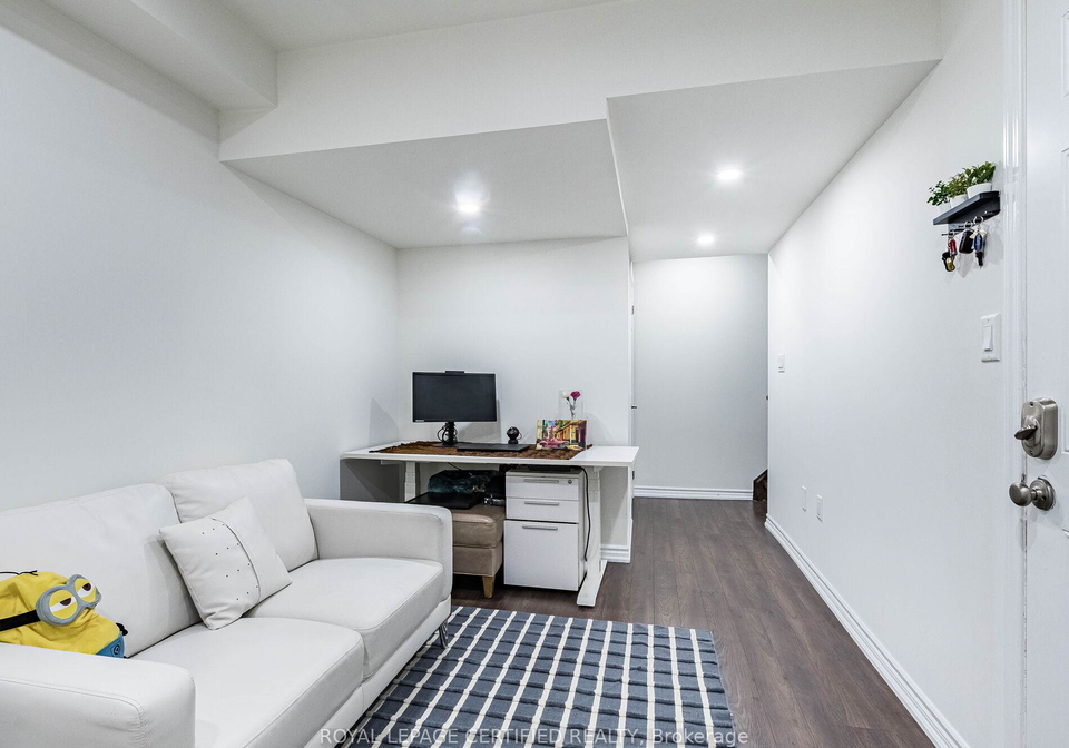 581-allport-gate-milton-ontario-w13624778