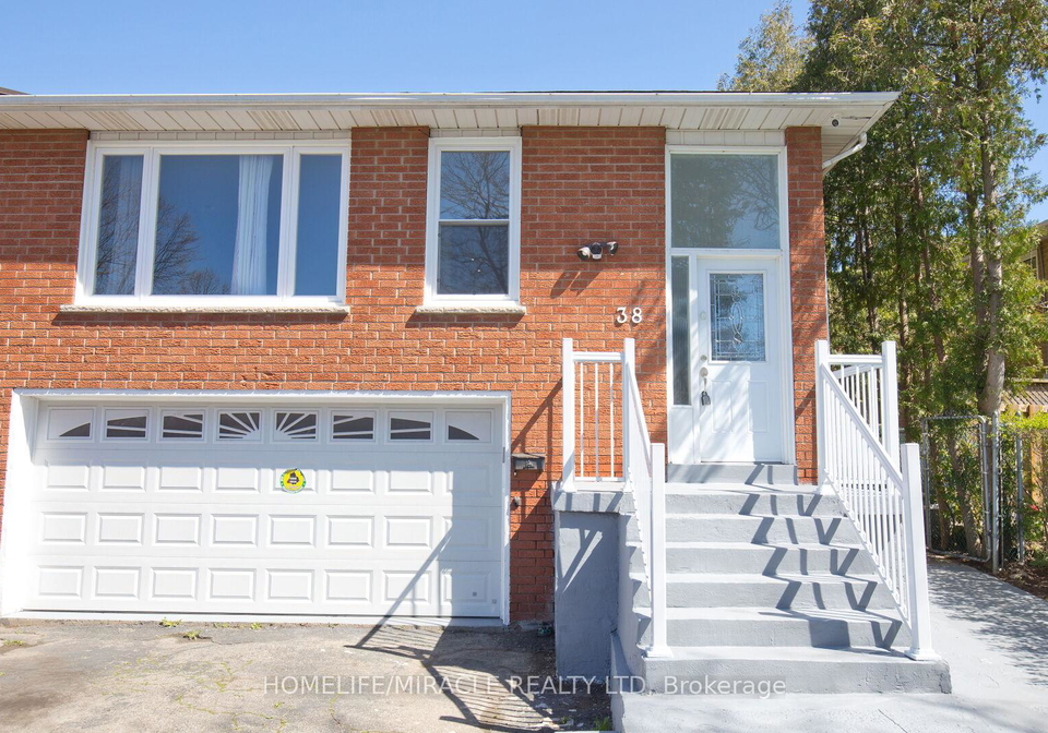 38-medici-place-brampton-ontario-w13624922
