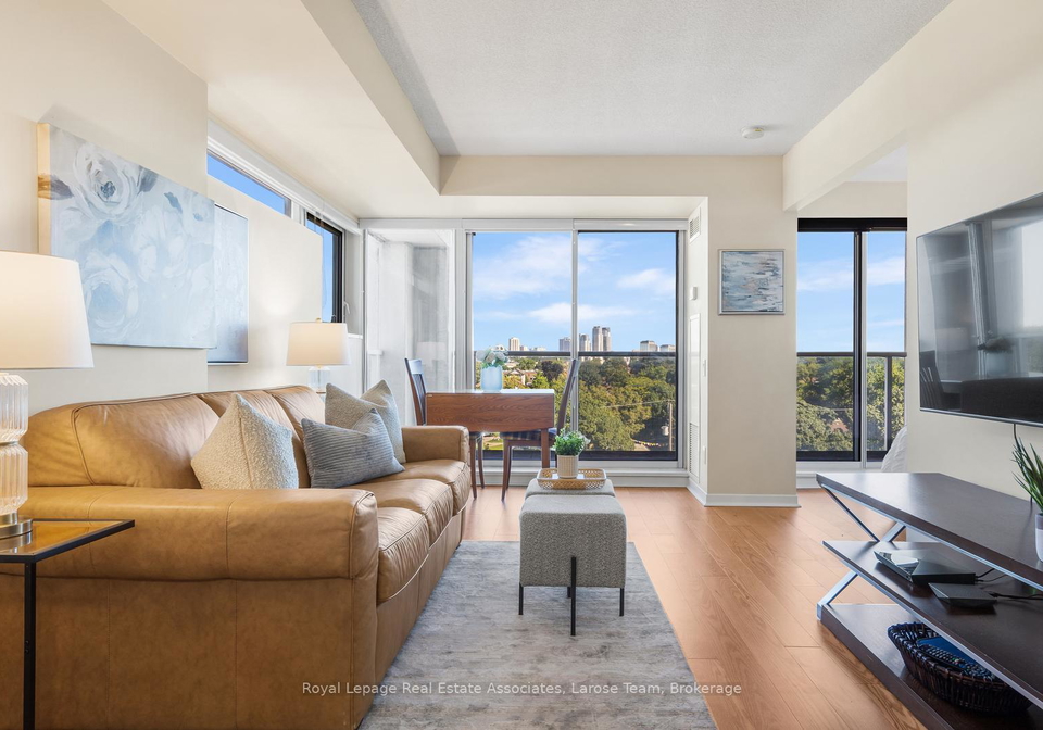 1050-the-queensway-avenue-toronto-etobicoke-ontario-w13624986